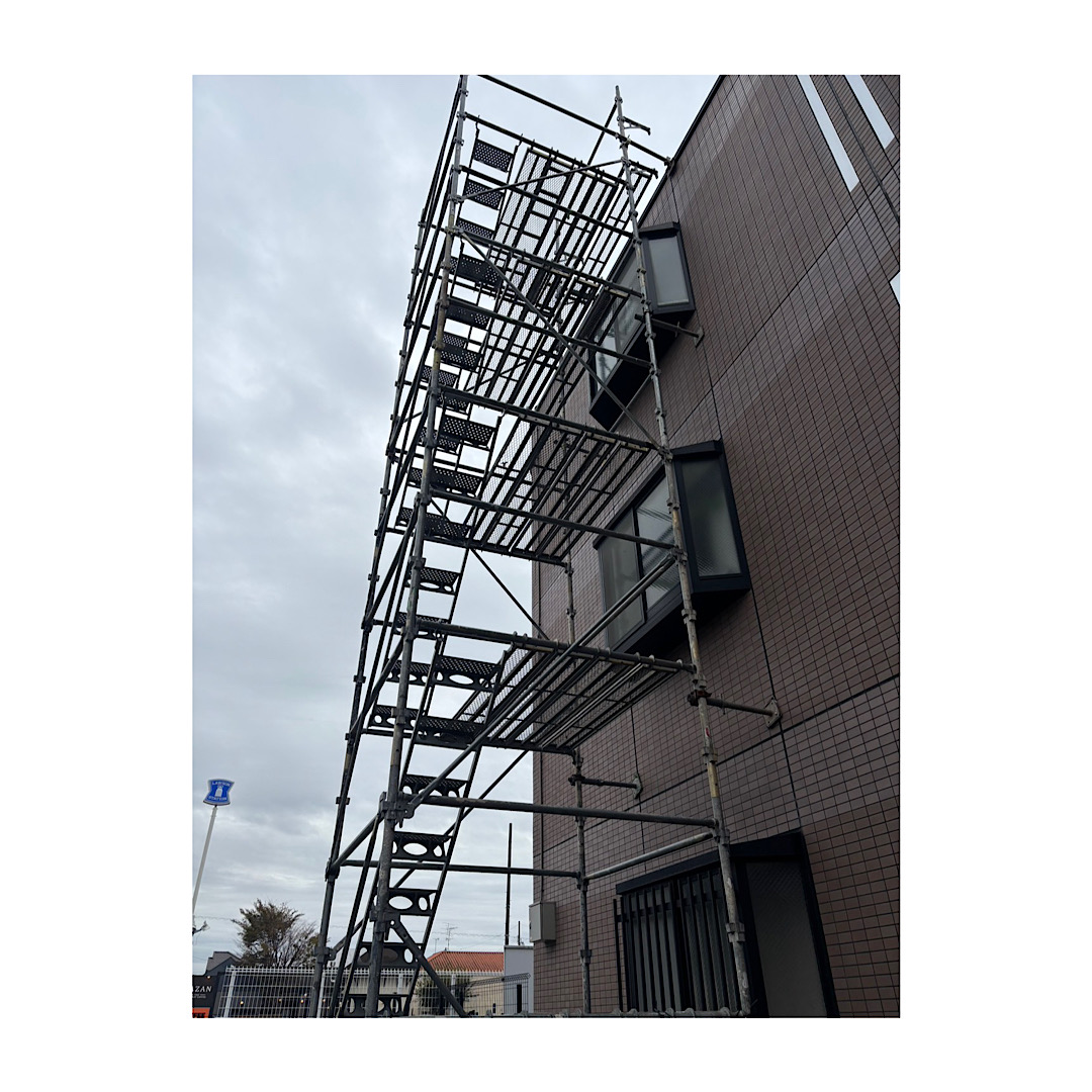 アパート足場組み立て工事 昇降階段 アイキャッチ画像