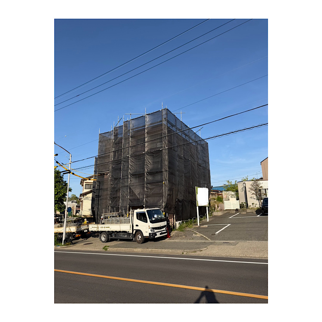 マンション足場組み立て工事 アイキャッチ画像