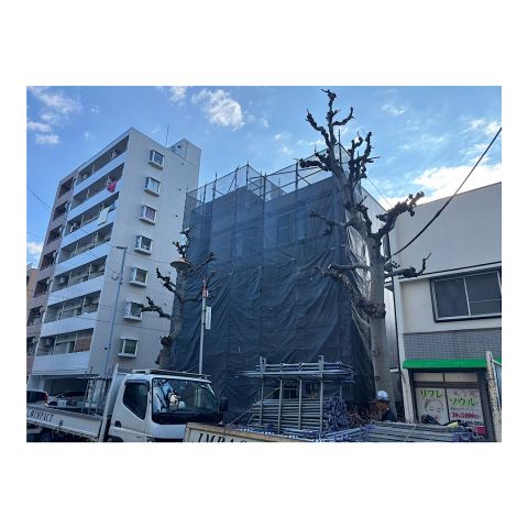 西区商業施設足場工事