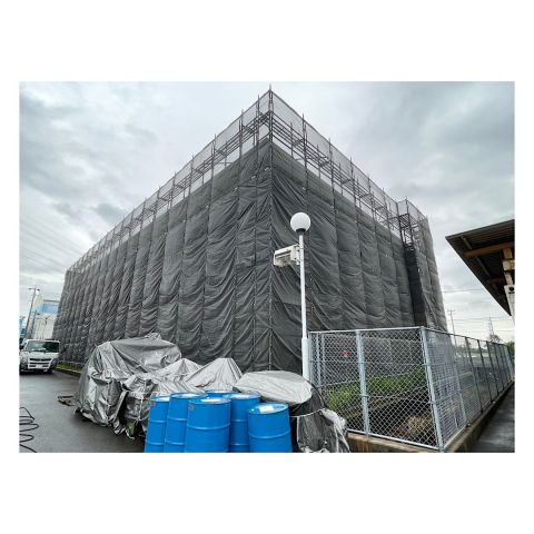 大型工場足場組み立て工事 工場外壁改修工事