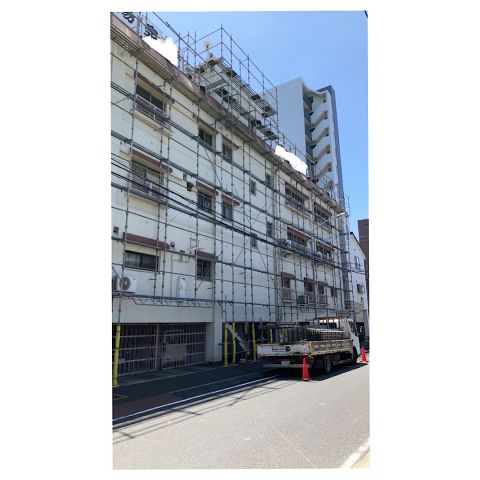 大型マンション足場組み立て工事