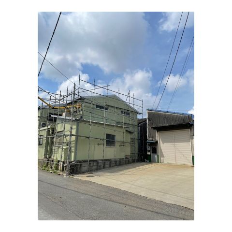 工場屋根工事用足場 スレート張り替え工事 ソーラーパネル工事