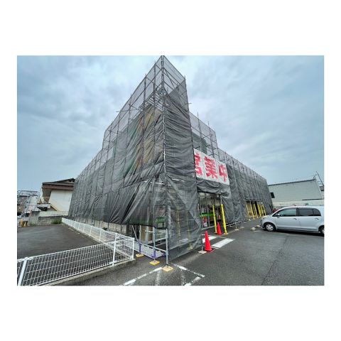 商業施設足場組み立て工事 商業施設外壁リフォーム工事 外壁塗装