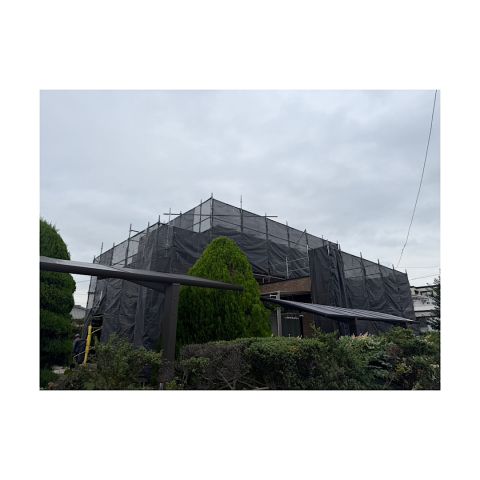 津市 屋根塗装工事用足場組み立て